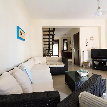 Holiday home Stena Seaview Garden Maisonette Flogita