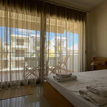 Stena Seaview Garden Maisonette Holiday home Flogita