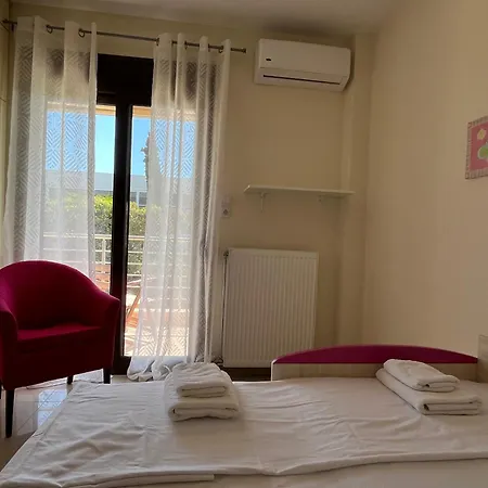 Stena Seaview Garden Maisonette 別荘