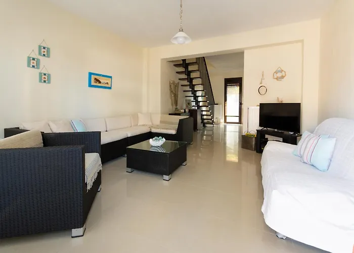 Stena Seaview Garden Maisonette Flogita