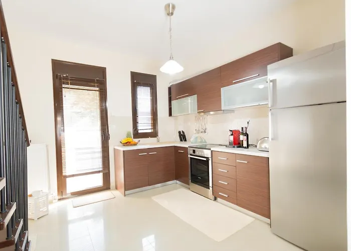 Stena Seaview Garden Maisonette Flogita