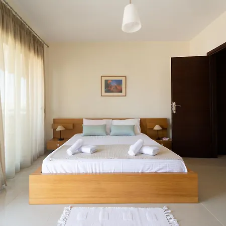 Stena Seaview Garden Maisonette Holiday home Flogita