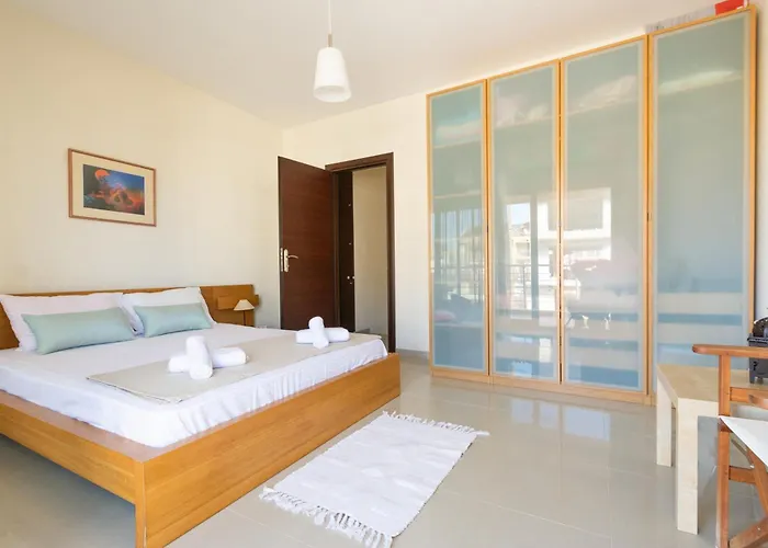 Stena Seaview Garden Maisonette