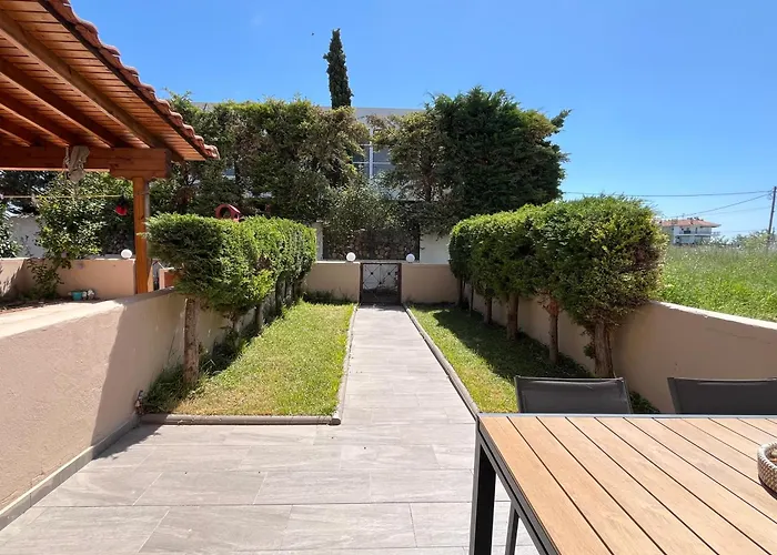 Stena Seaview Garden Maisonette *